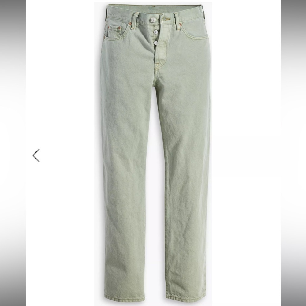 NWT Levi’s 501 90s jeans in size 28 mid rise